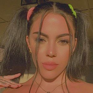 Meet your Posher, Meagan